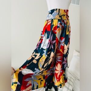 True destinations M palooza Floral beach pants that look like a Maxi Skirt